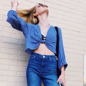 Blue checkered crop top! 💙